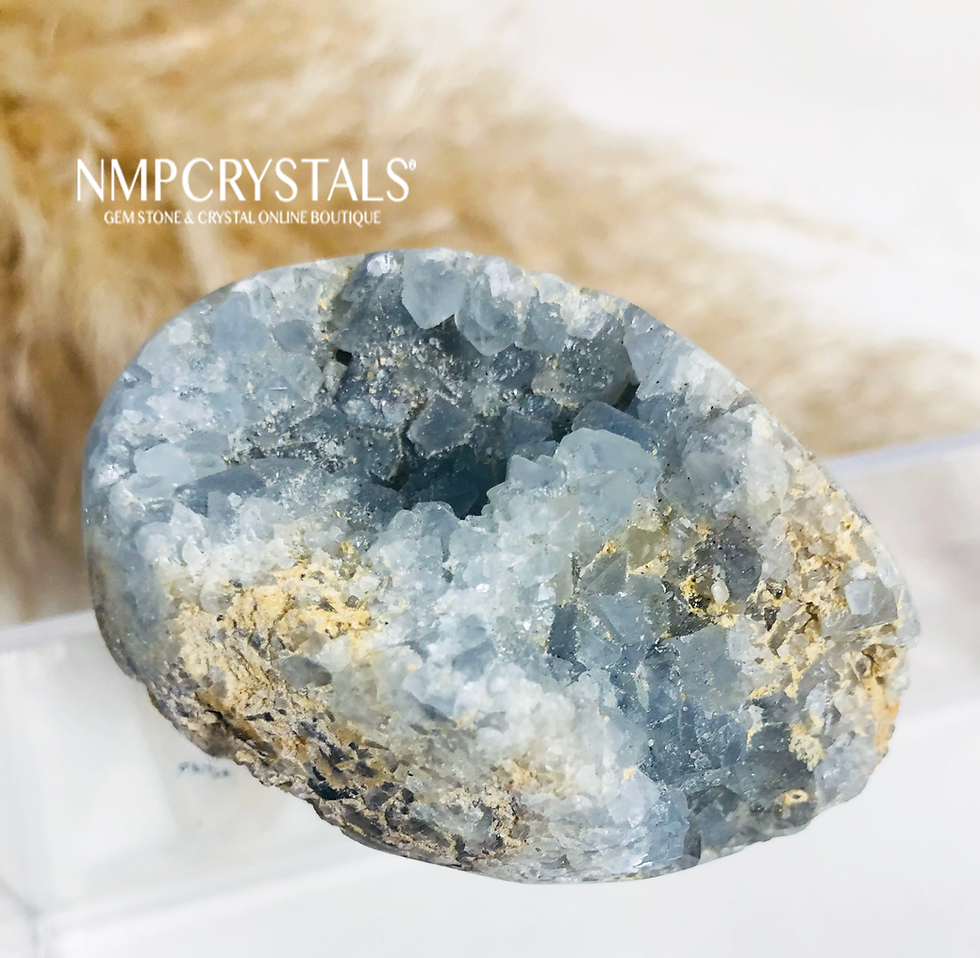 Thumbnail: Celestine - Raw Egg