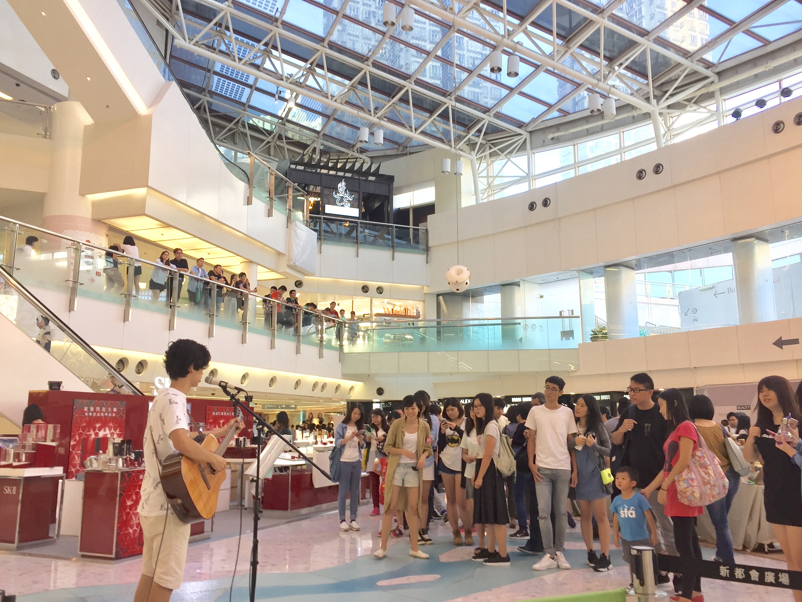 新都會廣場市集