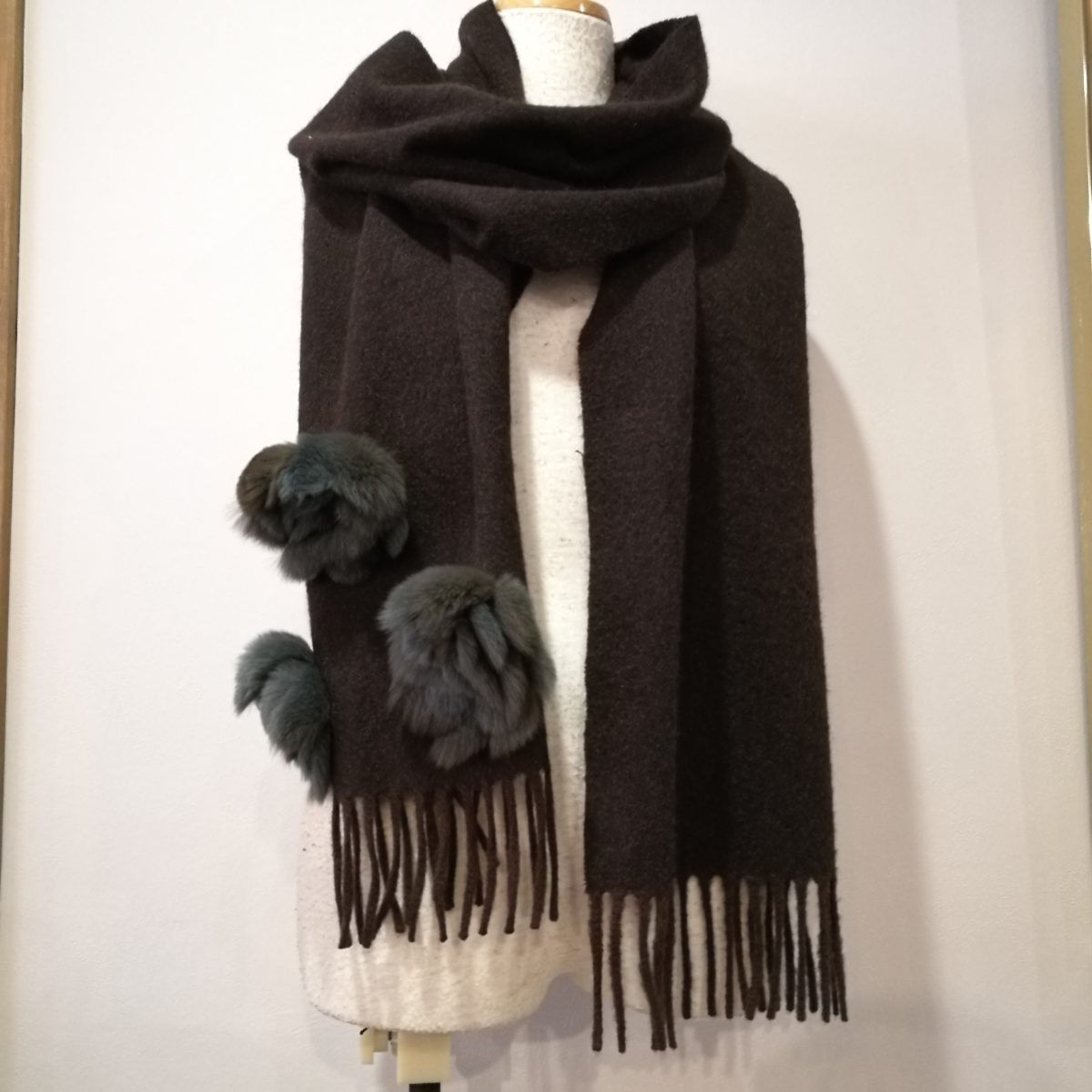 フェンディ 花モチーフ付きストール ブラウン カシミヤ FENDI