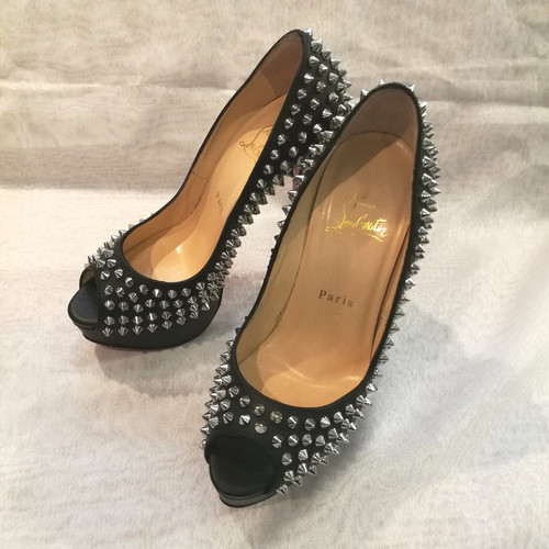 クリスチャン・ルブタン Christian Louboutin オープントゥヒール
