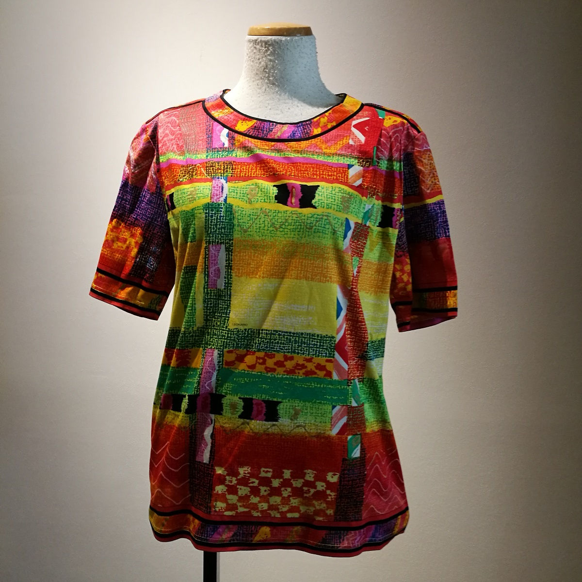 レオナール 柄シャツ