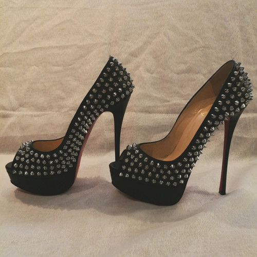 クリスチャン・ルブタン Christian Louboutin オープントゥヒール