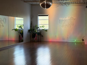 Mat Pilates vs. Reformer Pilates in Fort Myers: Which Is Right for You?