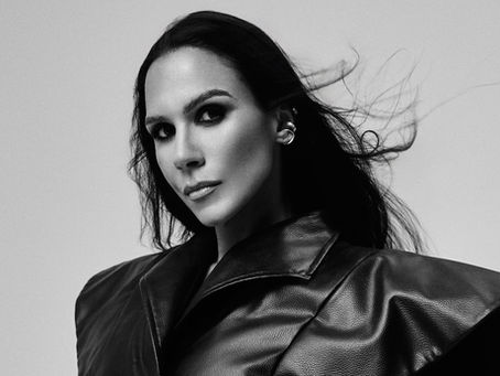 ADRIANNA Shines Bright in 2026 with Breaking Me Open and Unforgettable Techno Vibes