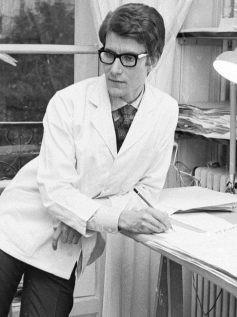 YVES SAINT LAURENT : The Grammar Of Modern Luxury