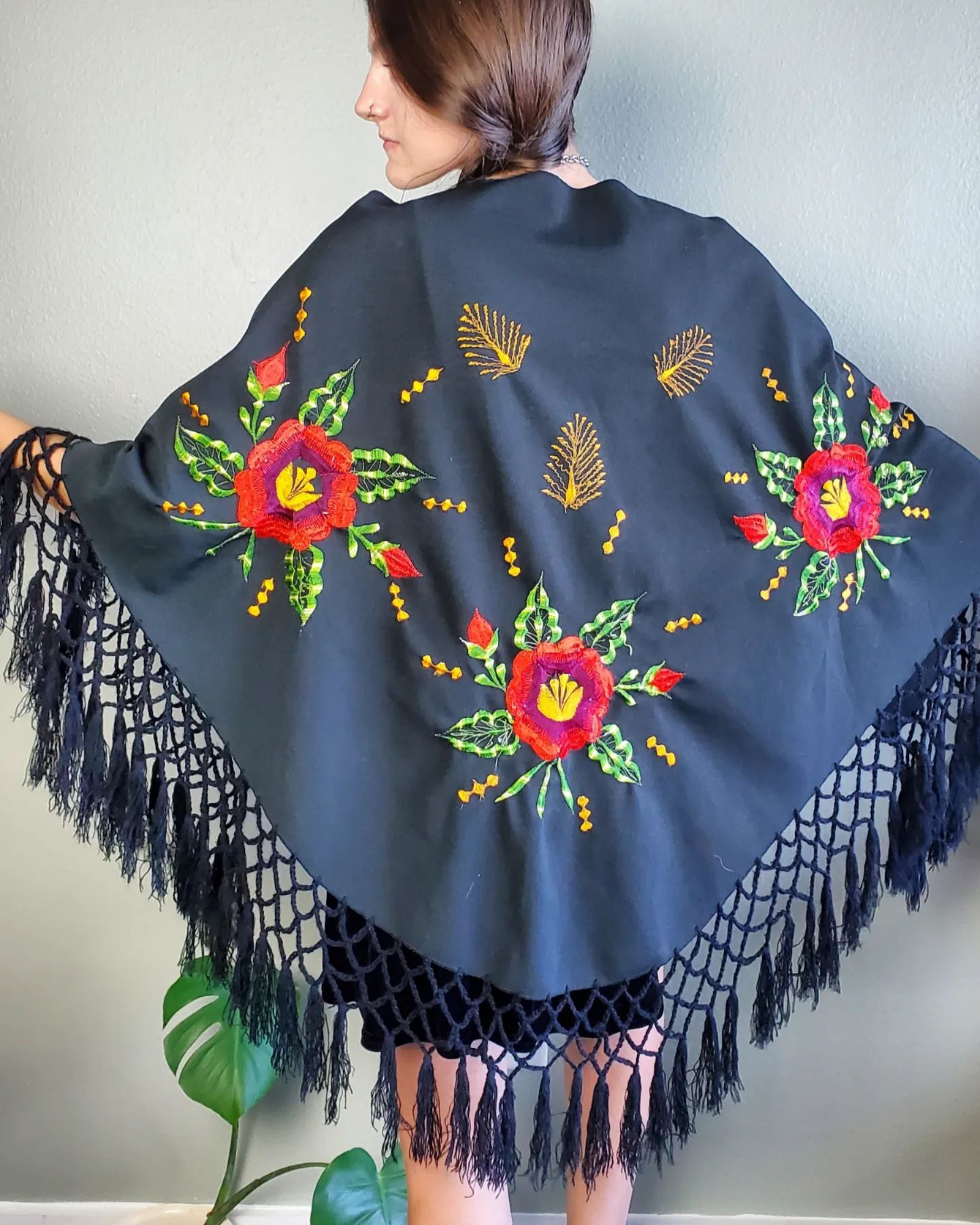 1970's Flower Power Shawl