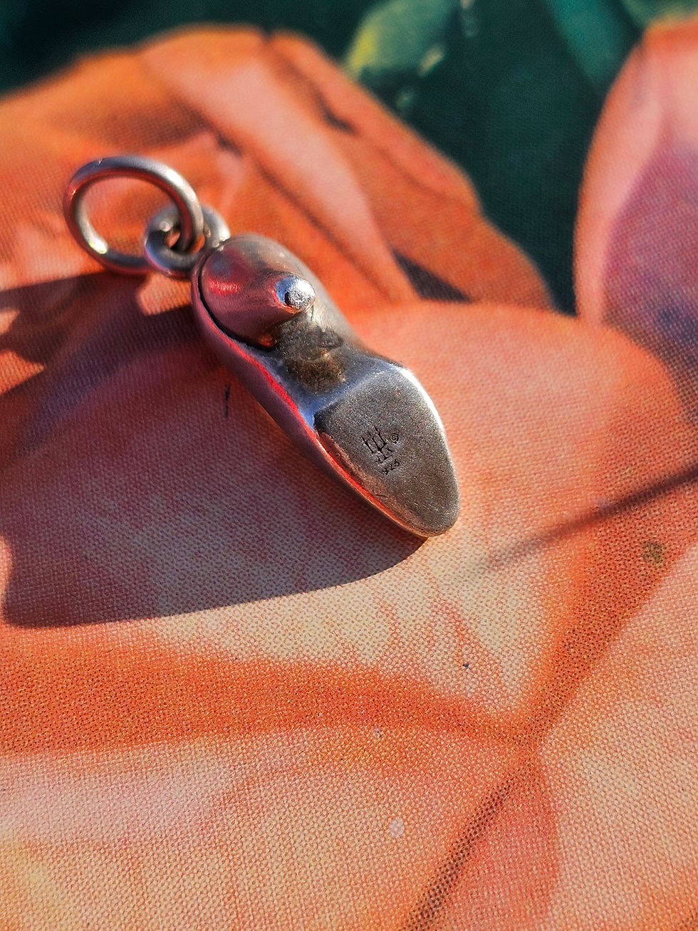 Thumbnail: Vintage Retired James Avery High Heel Shoe Charm
