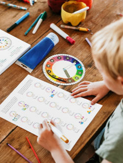 Miniaturbild: Lernuhr-Zubehör als Download – Übungsbögen, Planer & Basteluhr