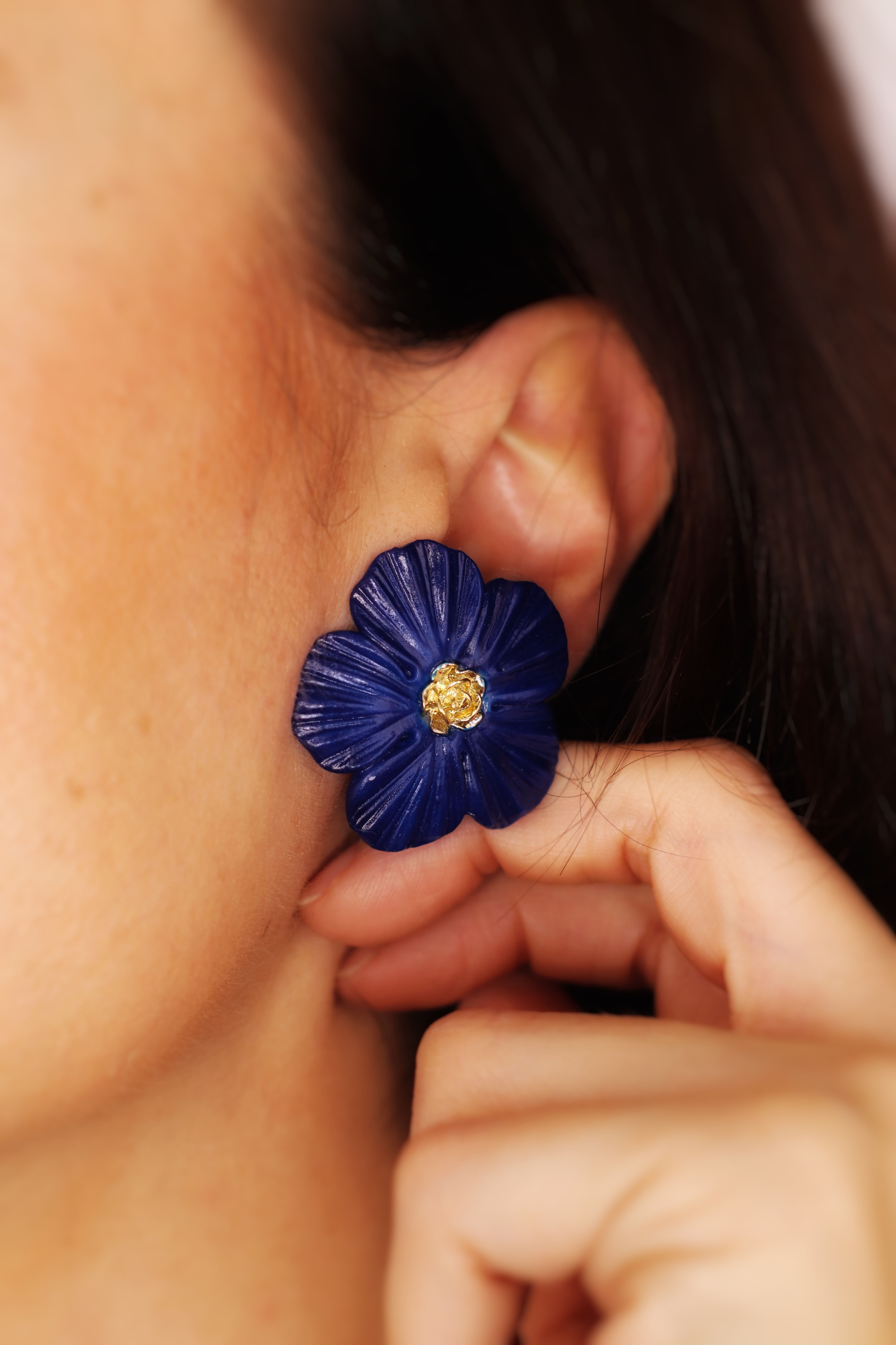 Pendientes Anémona azul tinta