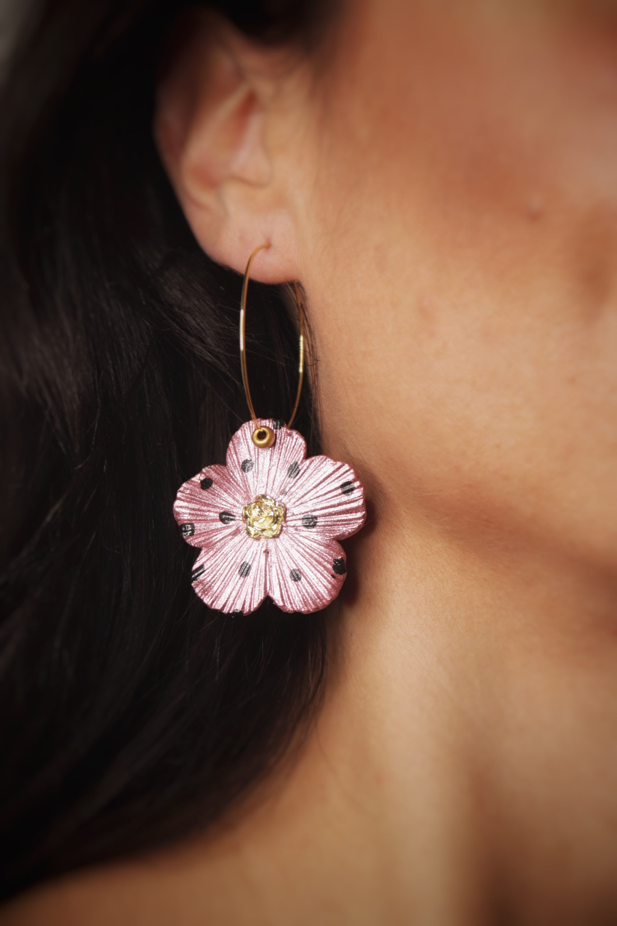 Pendientes Aro Anémona topos rosa vintage