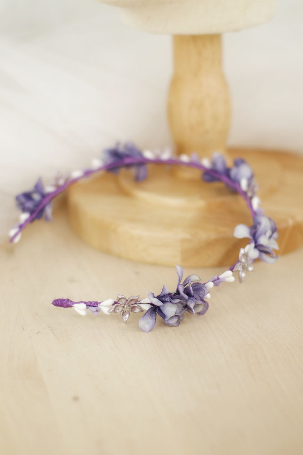 Miniatura: Diadema princesa morada 