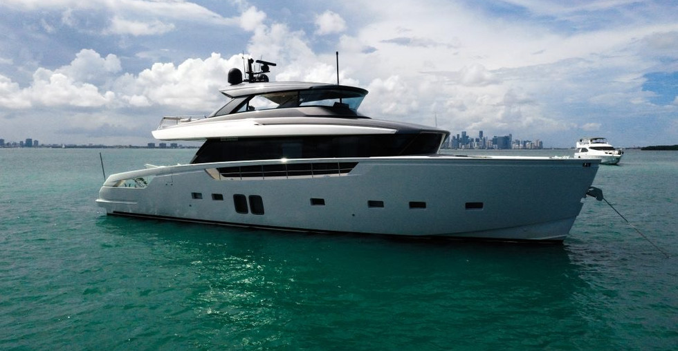 San Lorenzo SX 76' available to charter in Miami, Miami Luxury Yachts