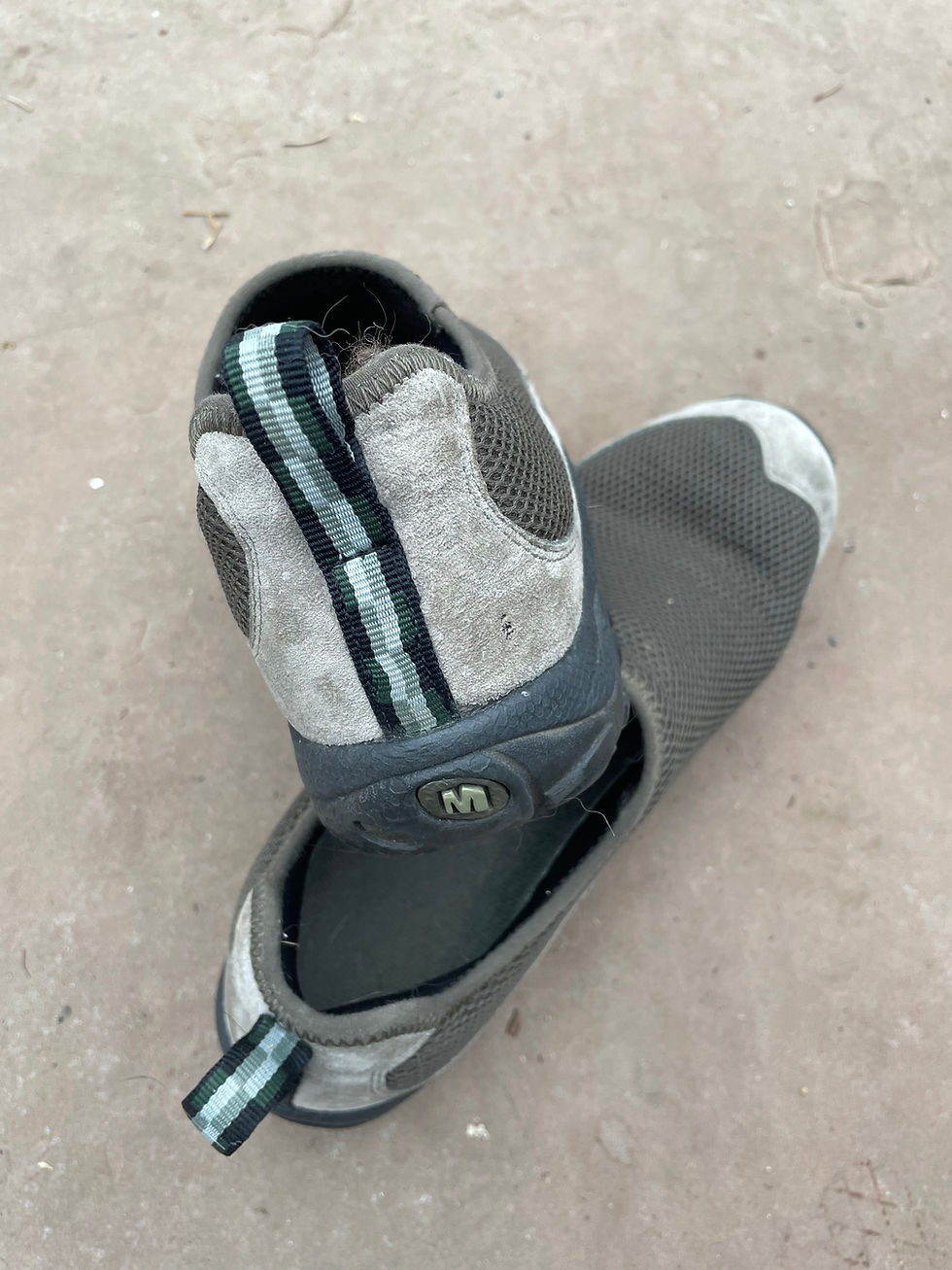 Thumbnail: Merrell mesh top hiking/chiller shoes size 9