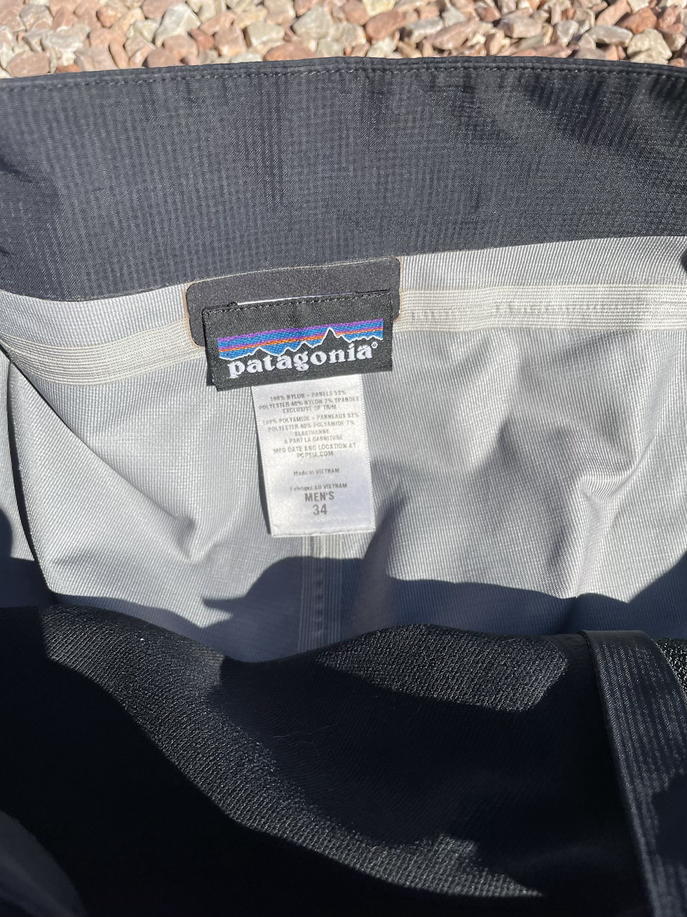 Thumbnail: Patagonia snow pants size 34