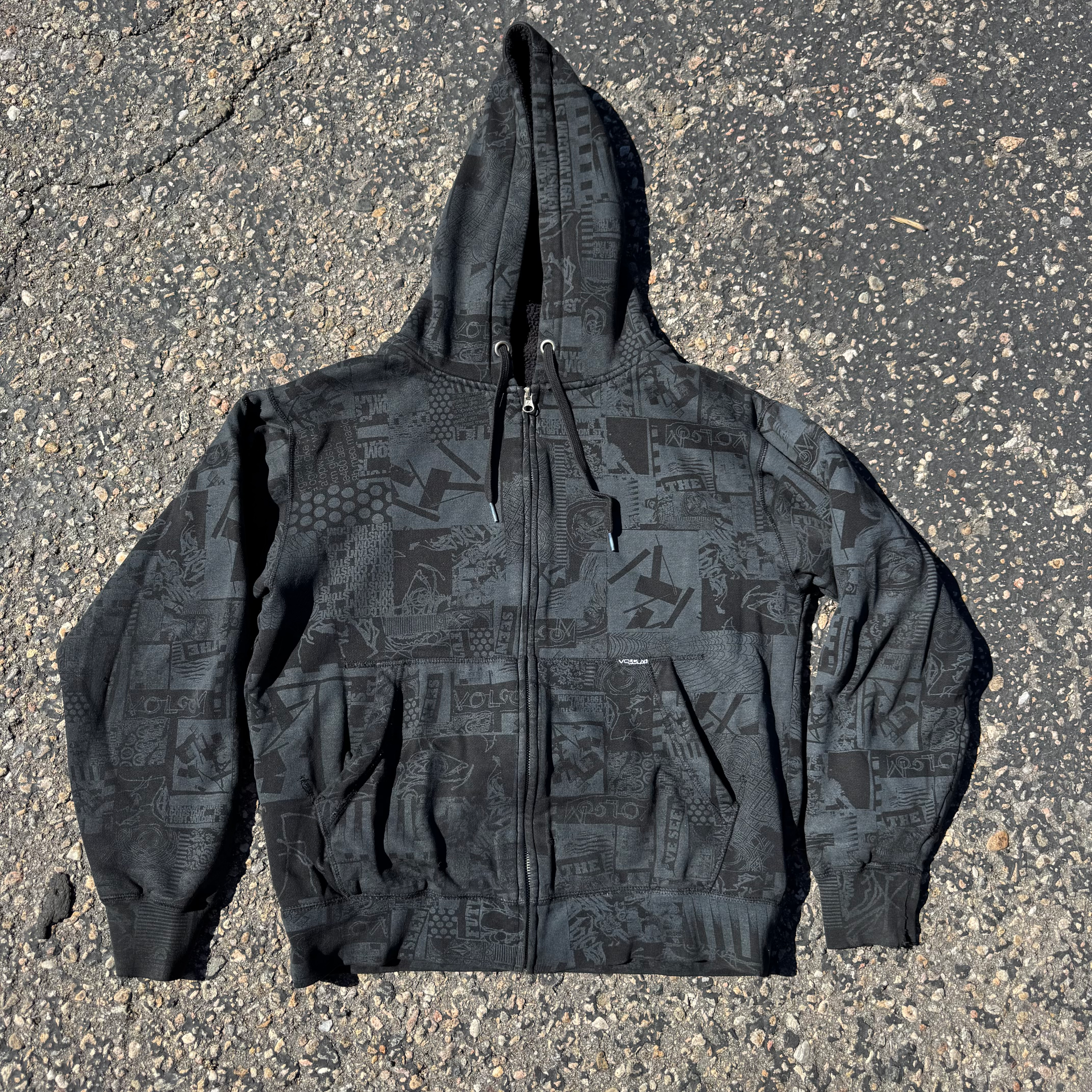 Y2K Volcom all over print zip hoodie size S 