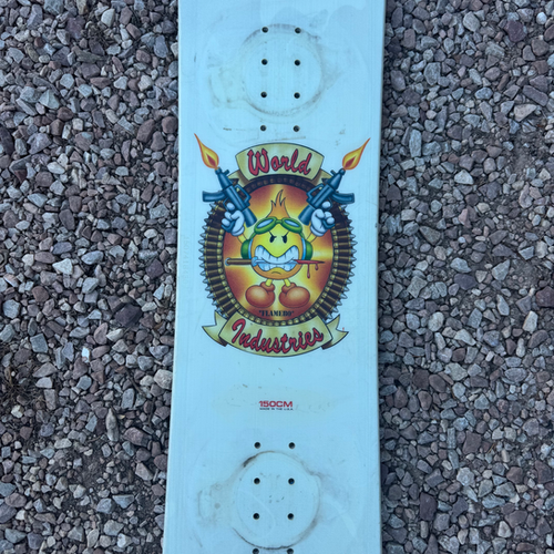 Y2K World Industries “Flamebo” snowboard size 150cm | Thrift Boards