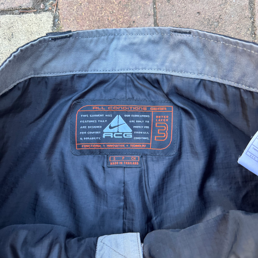 Thumbnail: Nike acg snowboard pants size S