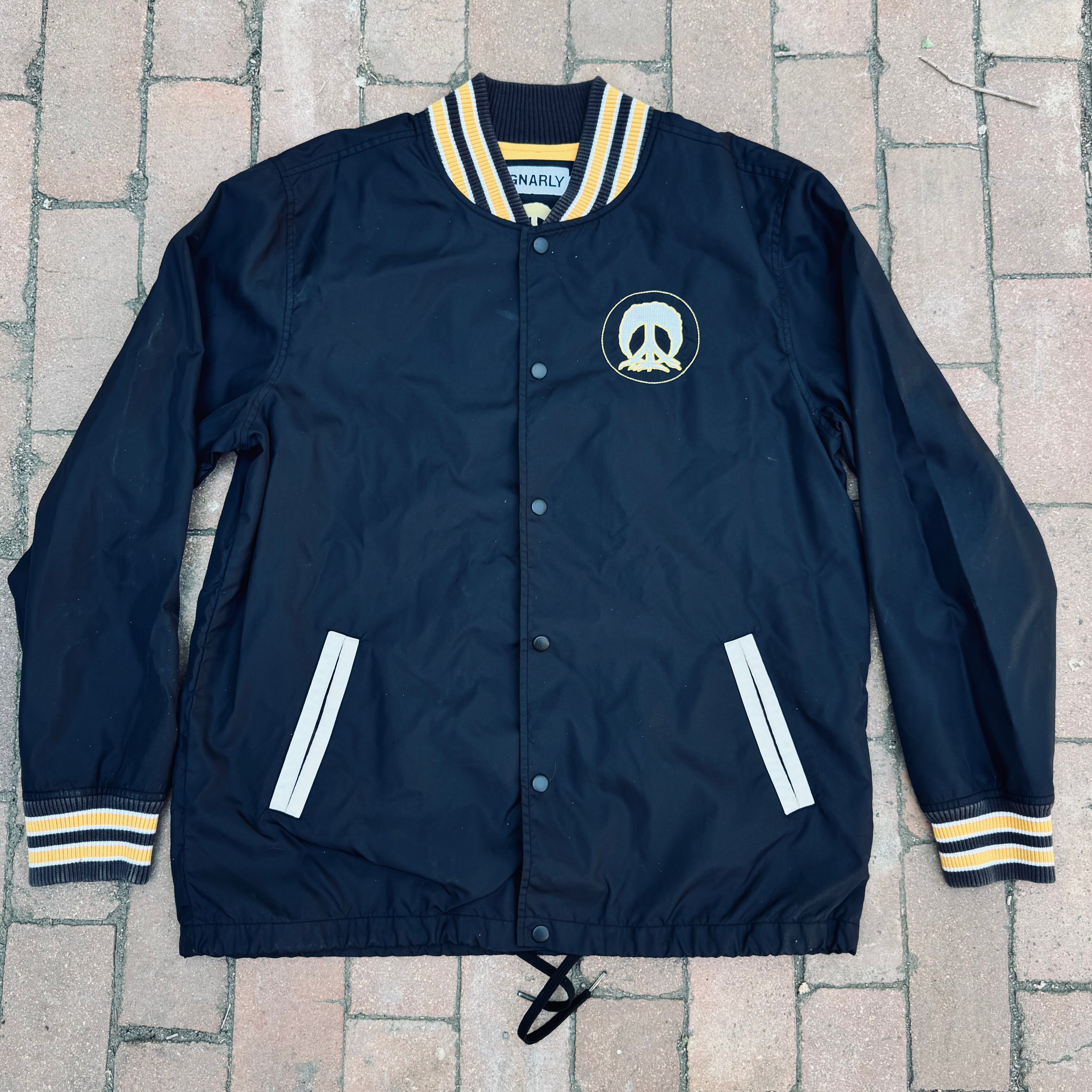 Gnarly team windbreaker size M 