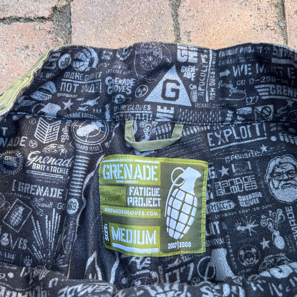 Thumbnail: Y2K Grenade Stryker series zip off snowboard pants size M 