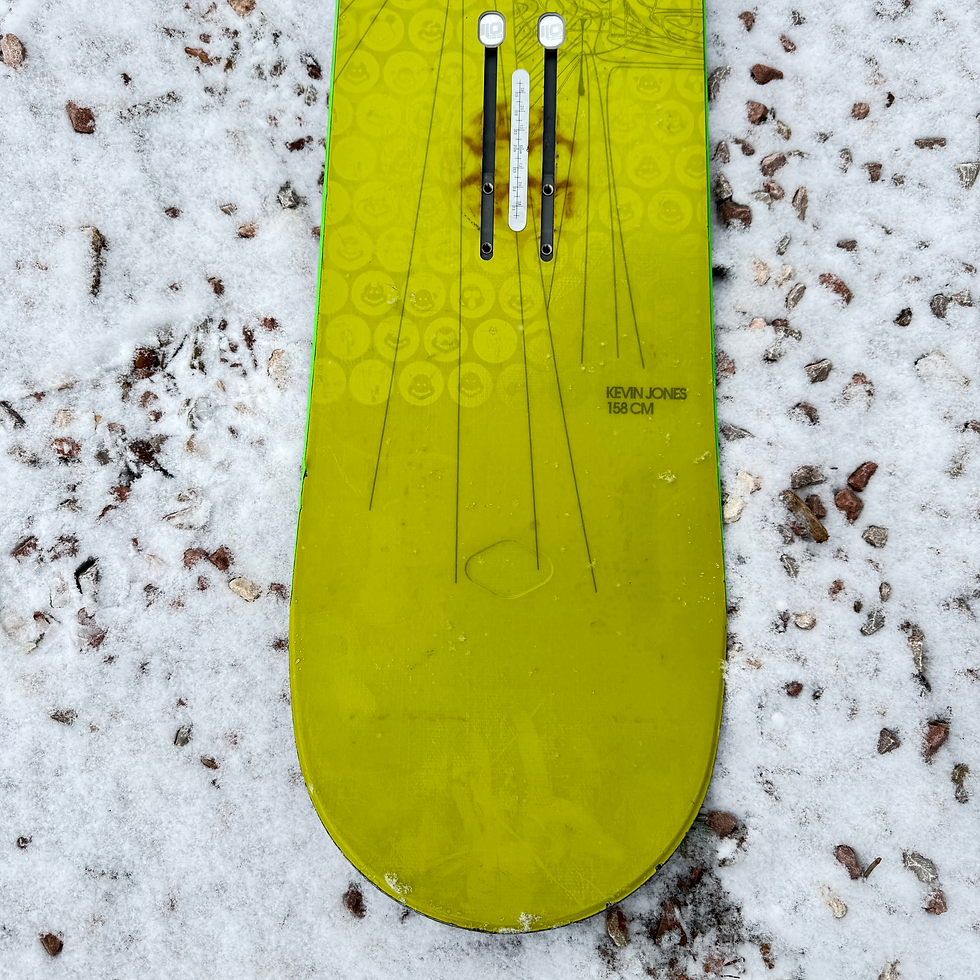 Thumbnail: 2001 Jeenyus Kevin Jones pro model 158cm