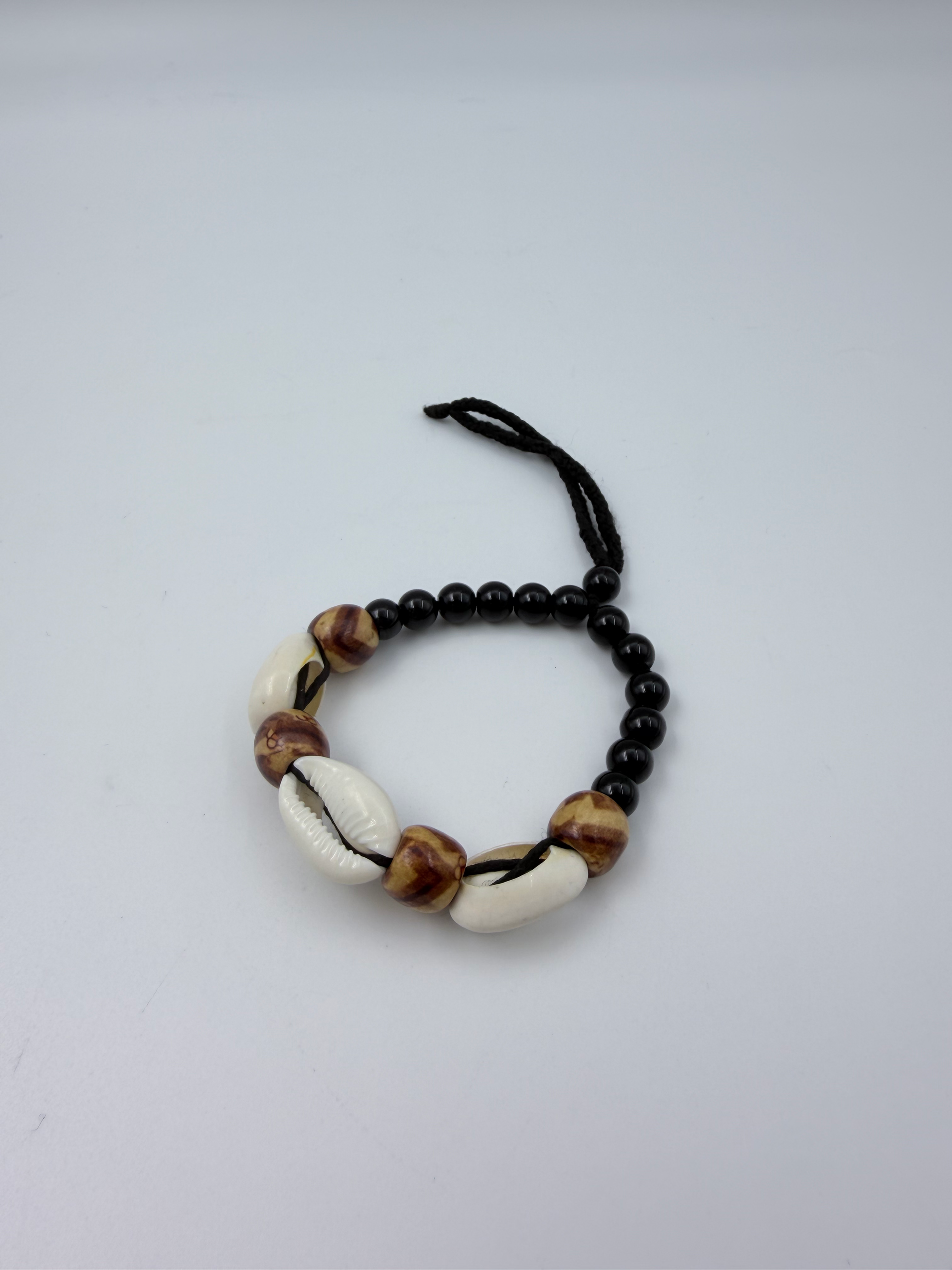 Crowie Shell Bracelet