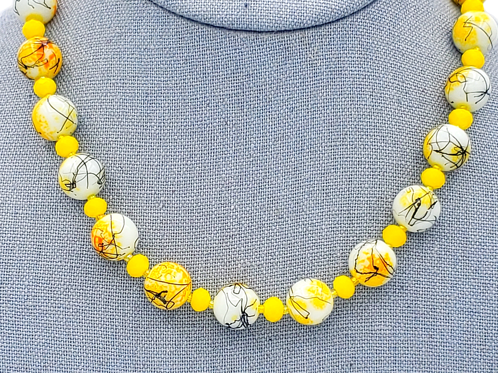 Thumbnail: Vintage Yellow Glass Bead Choker Necklace