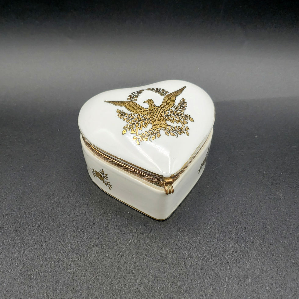 Vintage Mid Centruy Ardalt Heart Porcelain Trinket Box