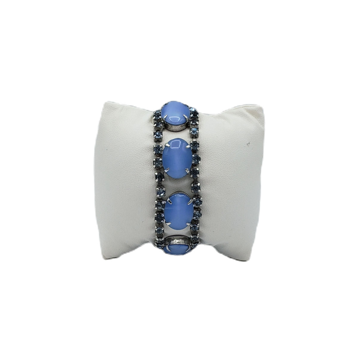 Vintage Baby Blue Cabchon Bracelet