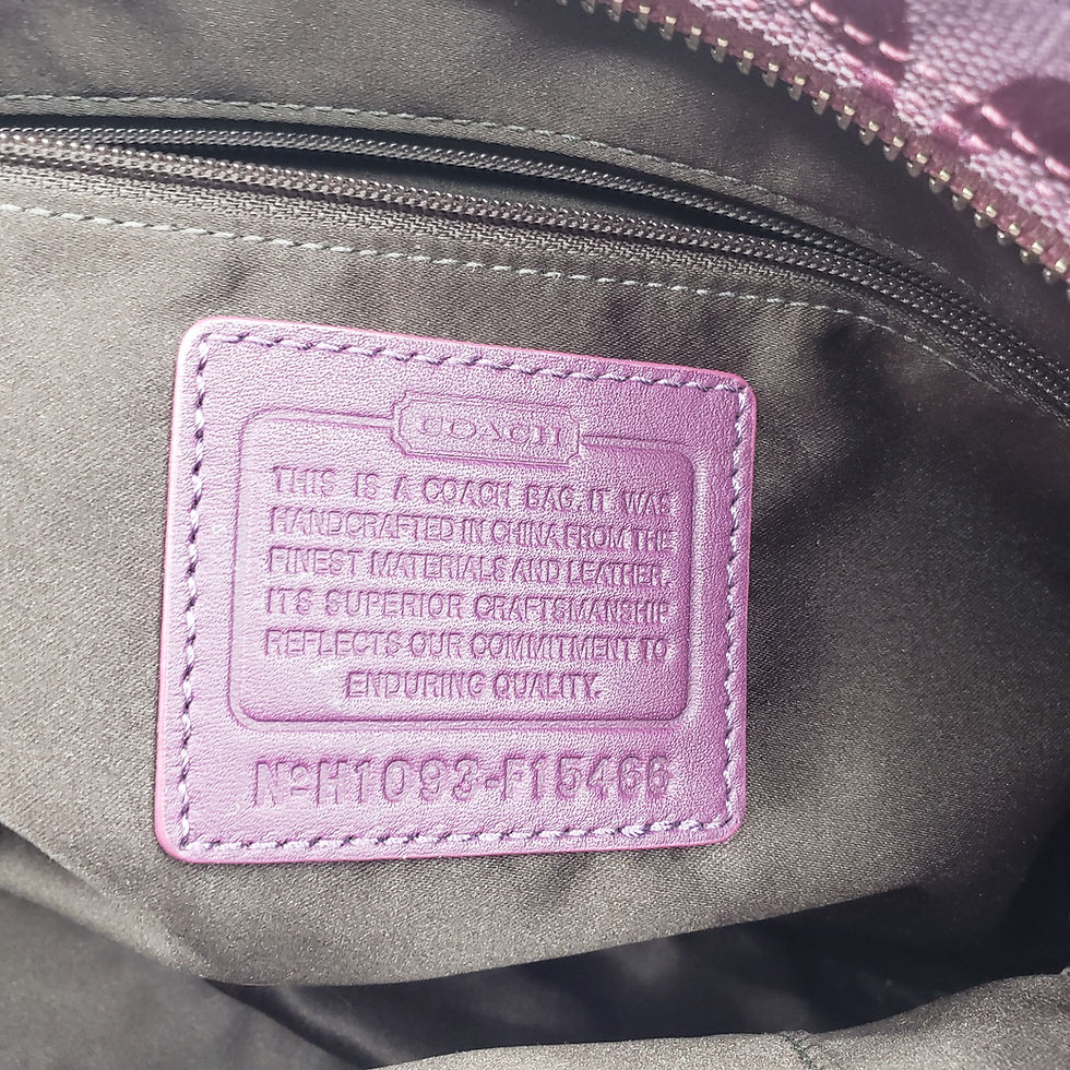 Thumbnail: Vintage Coach Patchwork Signature  Purse