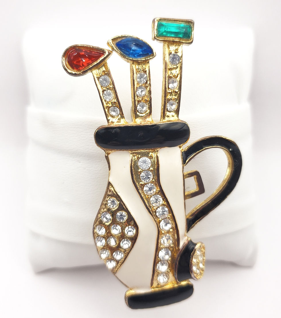 Vintage Multi Color Rhinestone Golf Bag and Clubs Brooch Pin close up view
