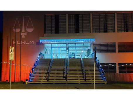 Fórum de PG fica iluminado #NatalDoTJPR