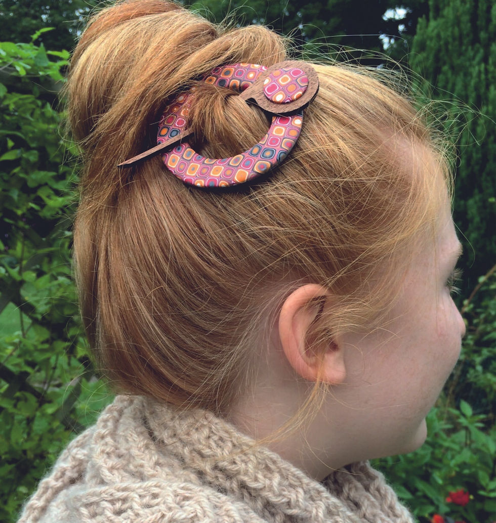 Thumbnail: Beady Pool - Scarf Pin