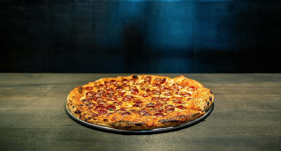 Thirteen Pies Pizza + Bar