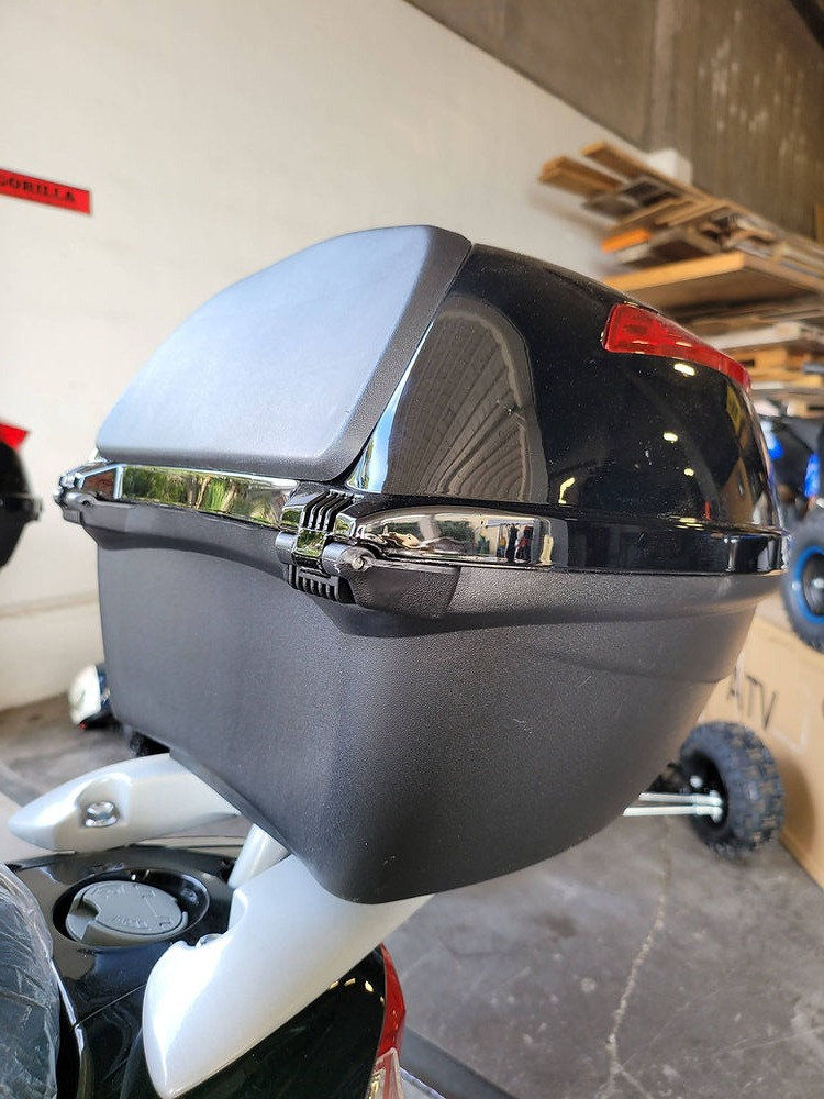 Thumbnail: Viva City Master Rear Lockbox