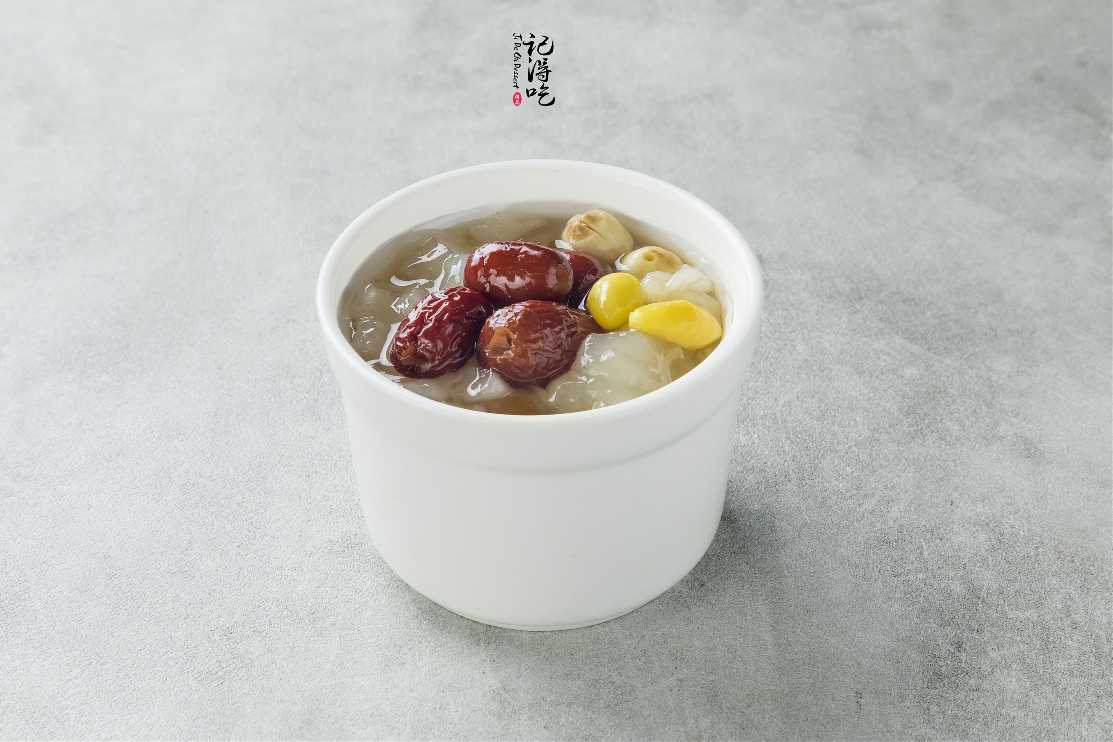 313 Boiled Hashima w Dates, Lotus Seed 红枣莲子炖雪蛤