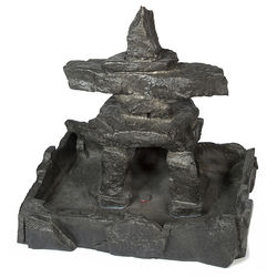 7647 Fountain / 34h x 33w