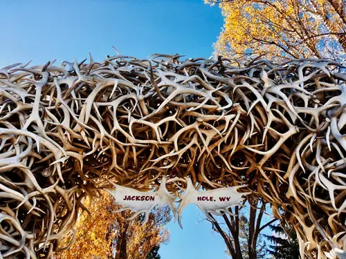 Arc en bois ancien à Jackson Hole.