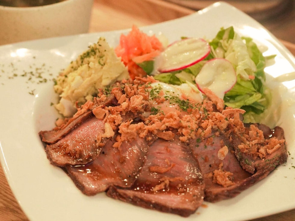 ↑一番人気のランチ「伊賀牛のローストビーフ丼」