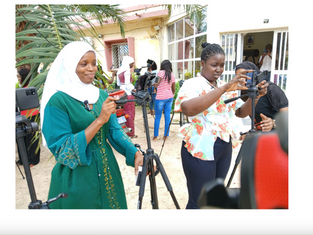 Yoonu Digitale Migration: Digitale Schulungen zur Eindämmung irregulärer Migration im Senegal
