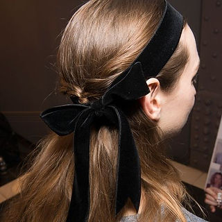 hbz-fw2017-hair-trends-bow-crazy-temperley-lo-bks-v-rf17-1211_1_edited