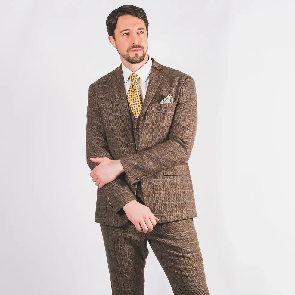 Thumbnail: Brown Tweed 3 Piece Suit
