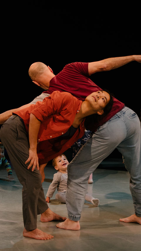 Second Hand Dance - WeTouch © Zoe Manders