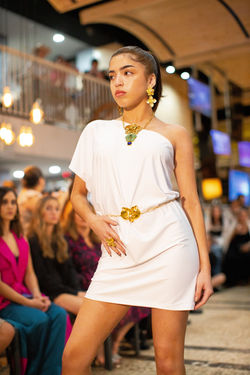 Jolibeth Sanchez - Orquidia de oro