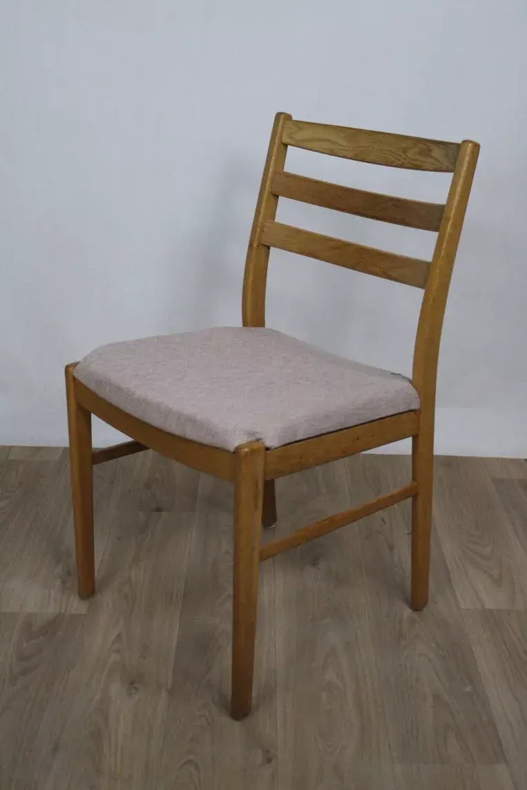 Miniature : Chaise vintage en teck dessus rose 1960 danemark
