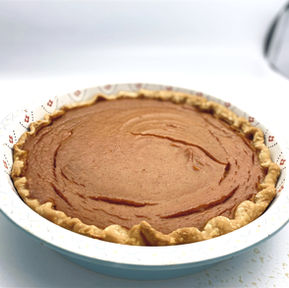 Spiked Pumpkin Pie: Just a little something to remind that I'm not done with this fall favorite 