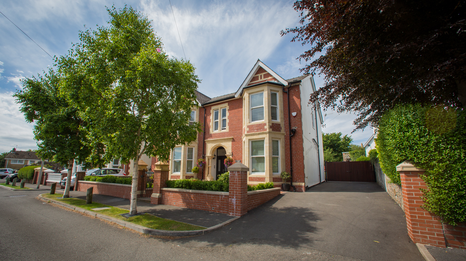 Studios At Glenthorne Self Catering Apartments In Merthyr Tydfil - 