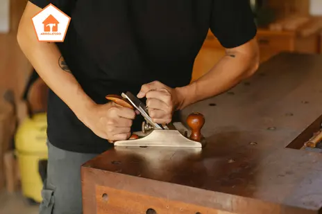 La Importancia de Usar los Mejores Materiales para Reparaciones Duraderas en Carpintería