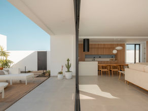 Verdealto, proyecto de interiorismo en Villaverde, Islas Canarias, decoración de villa estilo mid-century moderno, diseñador de interiores en Fuerteventura