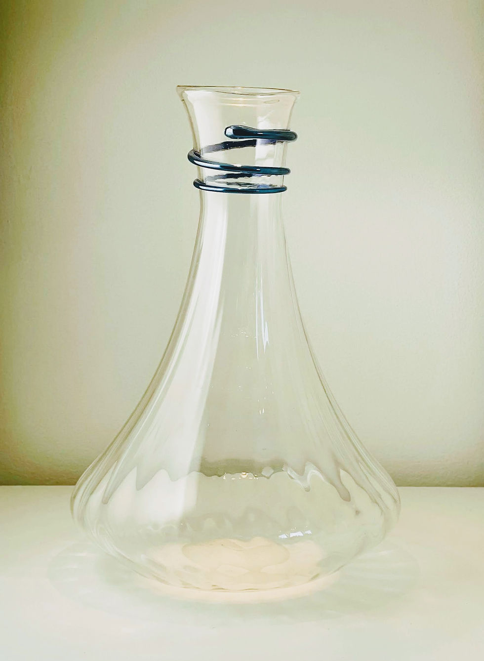 Thumbnail: FascApple Pulled Neck Decanter