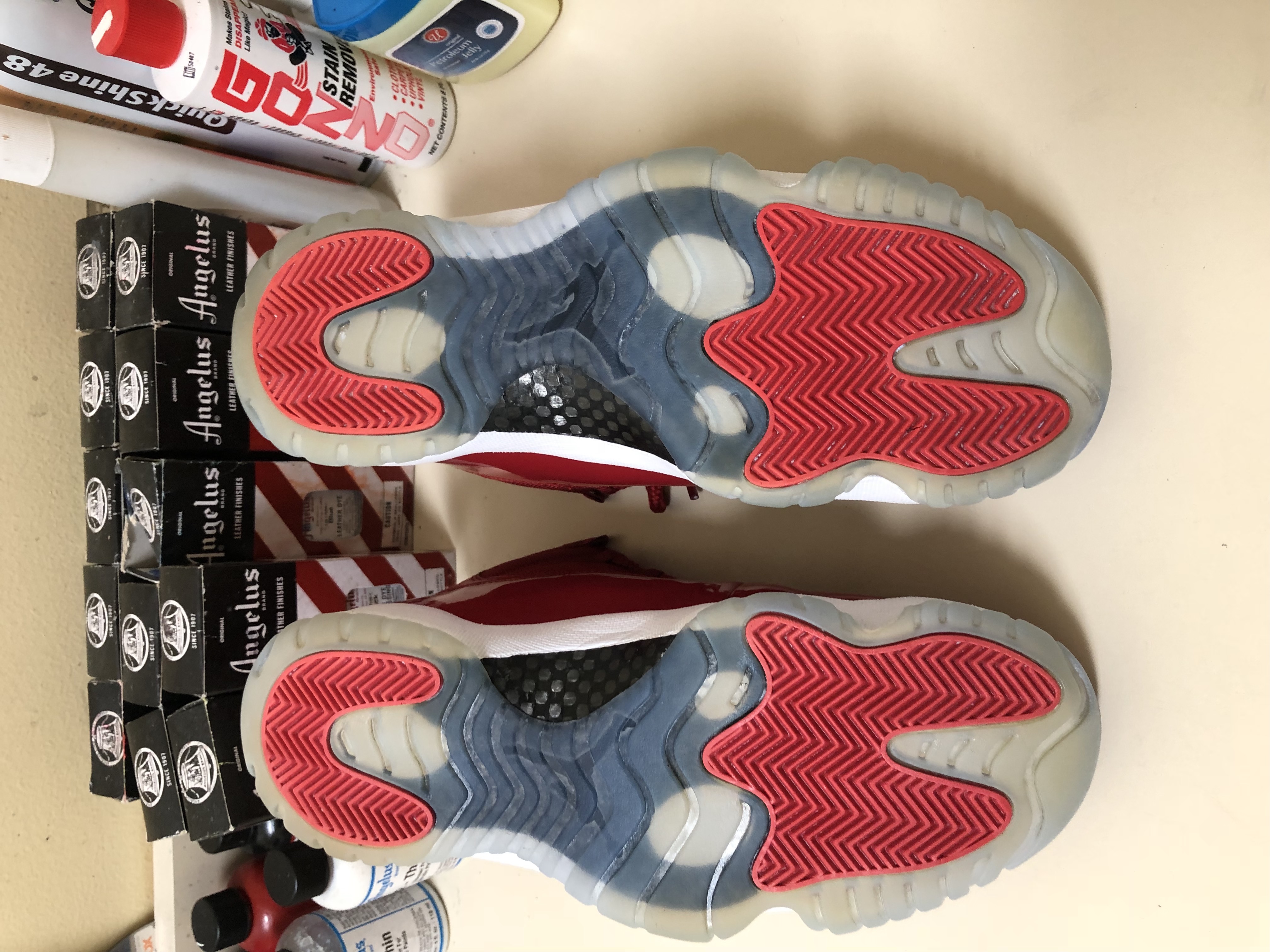 how to clean icy bottom sneakers